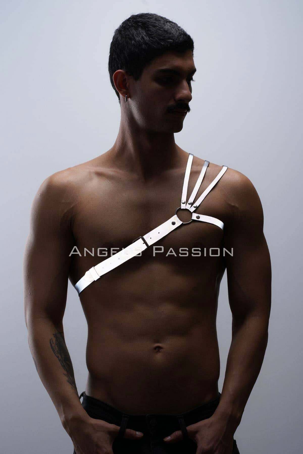 Glow-in-the-Dark Chest Harness Reflective Shoulder & Paw Design for Nightlife Perfect Gift for Trendy Dressers