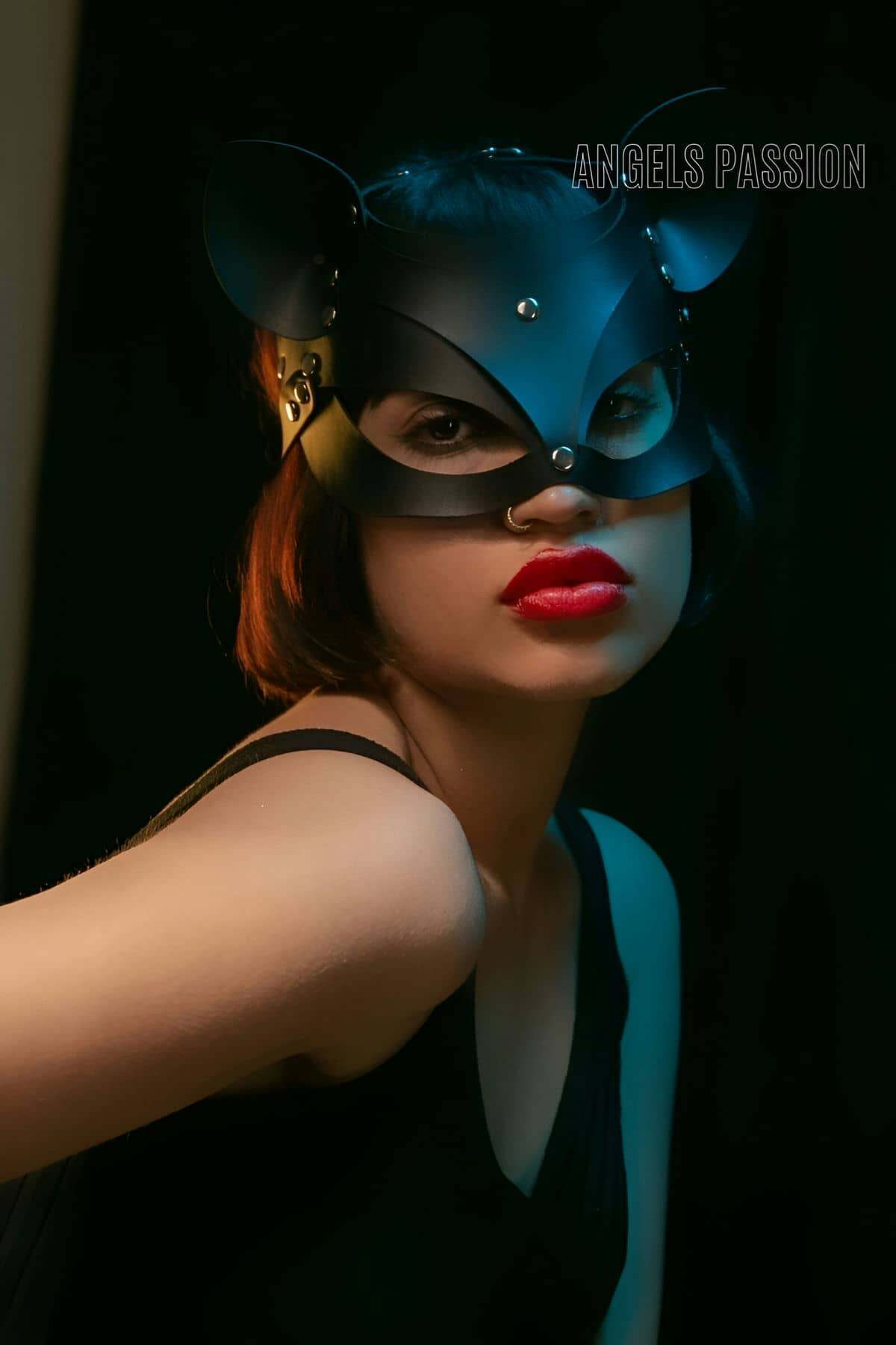 Black Leather Cat Mask – Stylish Women’s Cosplay Accessory for Costume Parties & Events, Perfect Gift