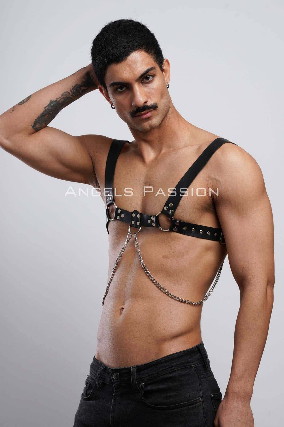 Sleek Leather Harness for Men, Stylish Chain Accents, Perfect for Parties and Night Out