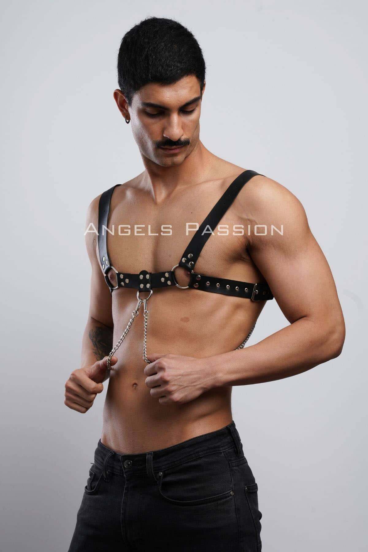 Sleek Leather Harness for Men, Stylish Chain Accents, Perfect for Parties and Night Out