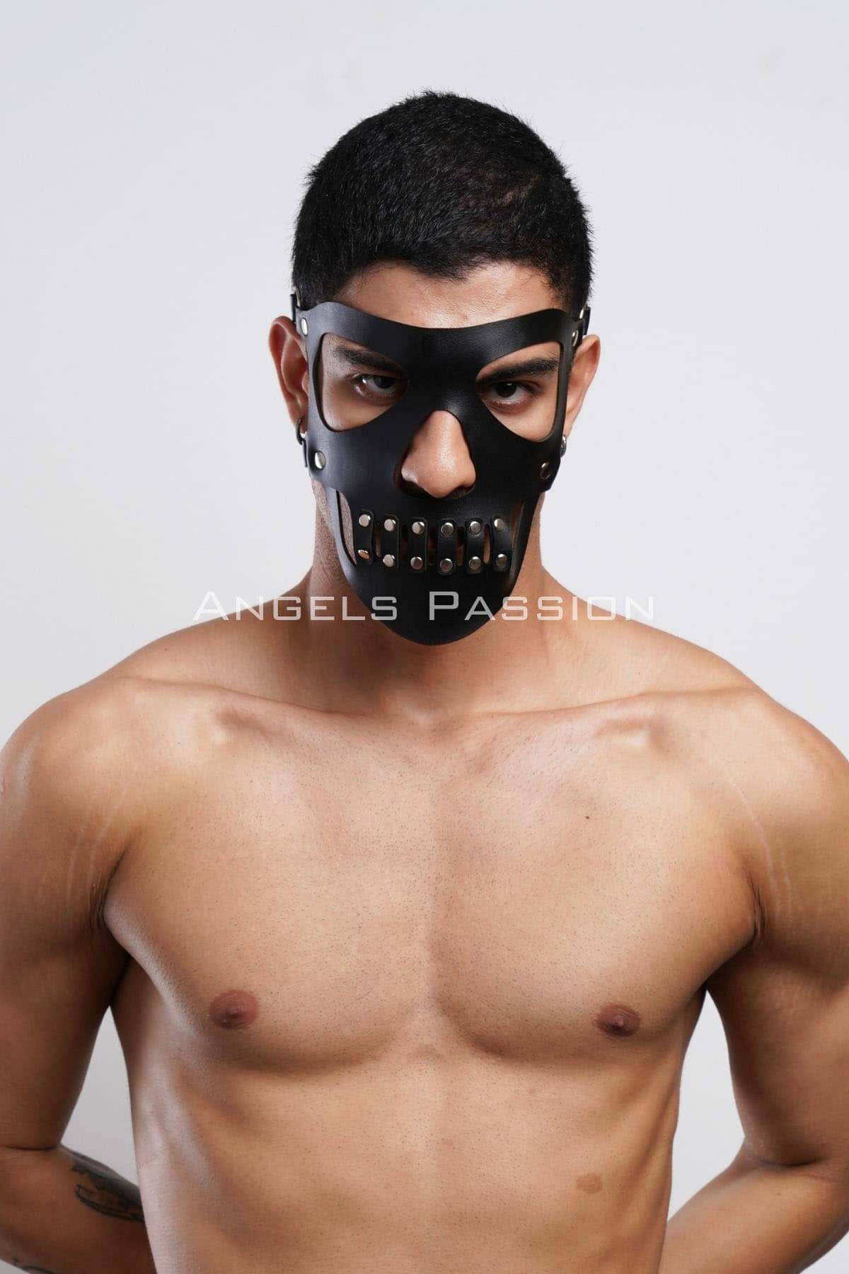 Masculine Leather Mask for Men, Stylish Costume Accessory for Parties and Events, Unique Gift