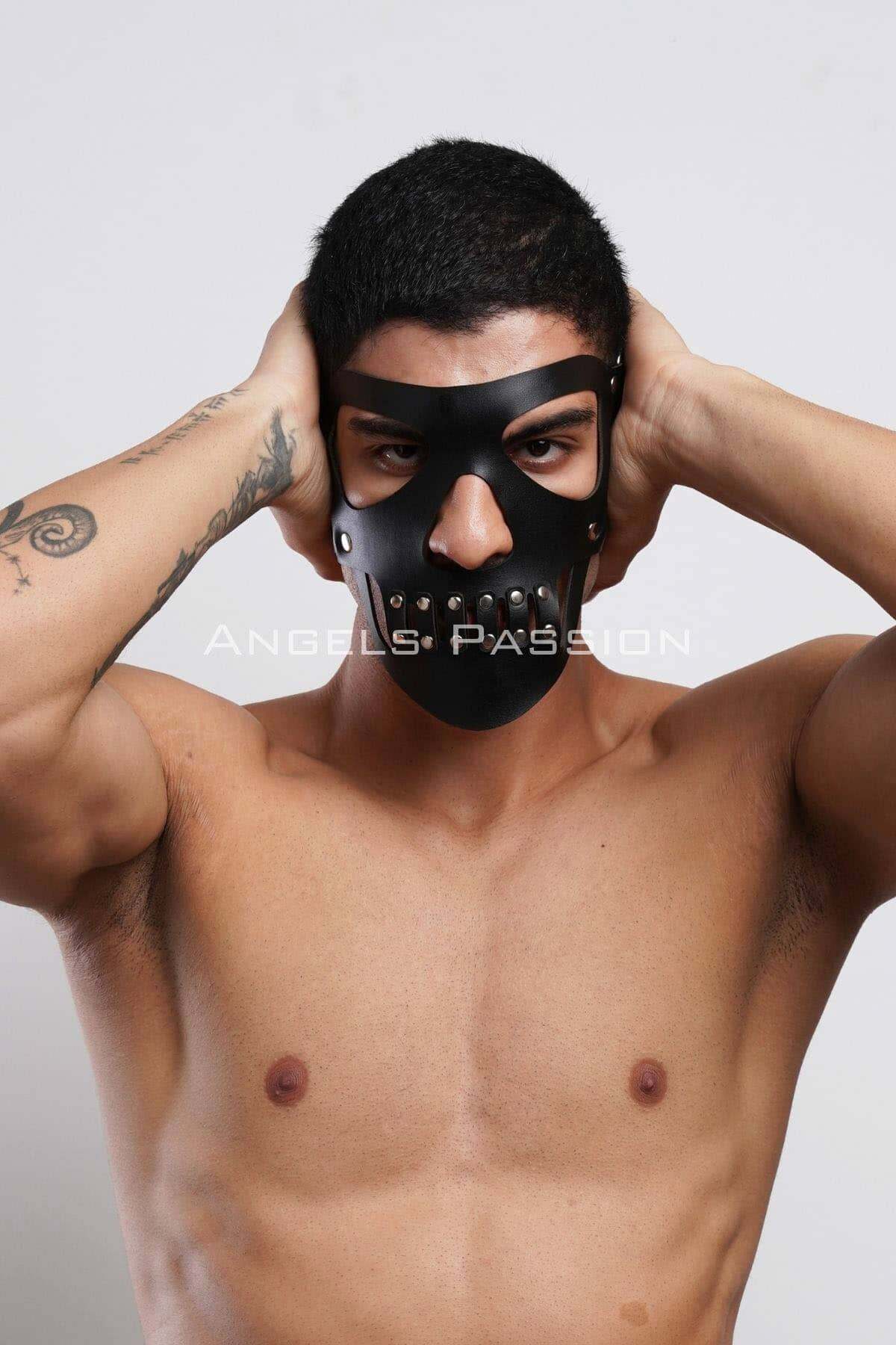 Masculine Leather Mask for Men, Stylish Costume Accessory for Parties and Events, Unique Gift